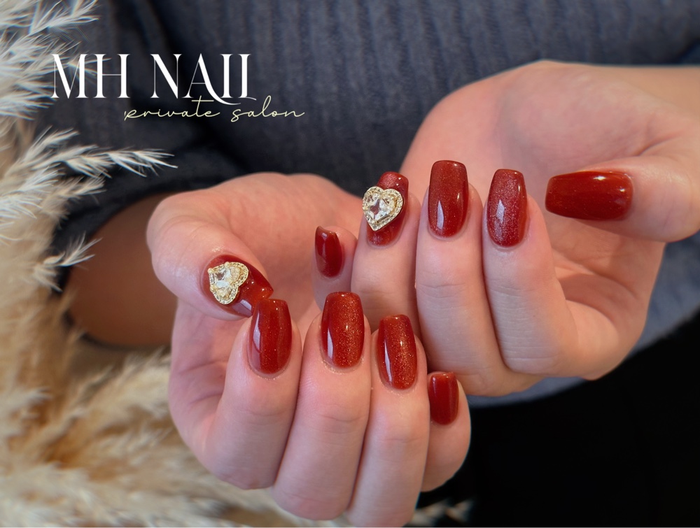 MH_Nail