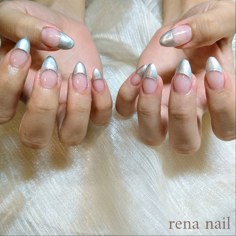 rena_nail
