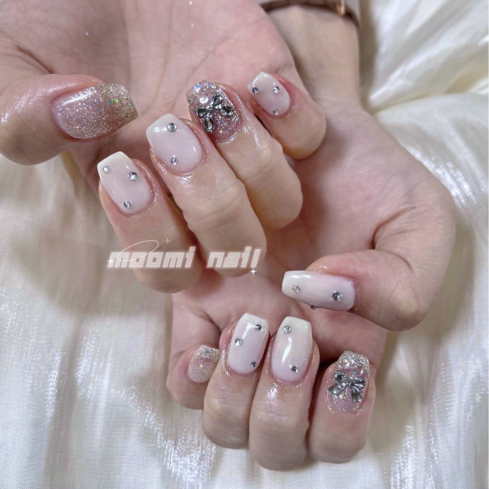 Moomi.nailsalon