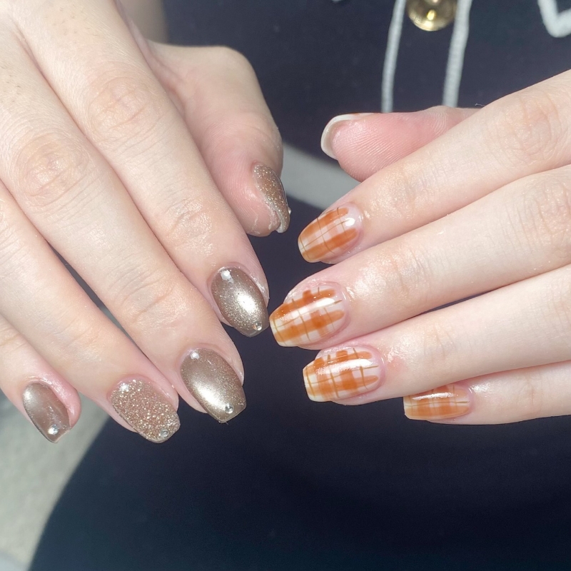 UM_NailSALON