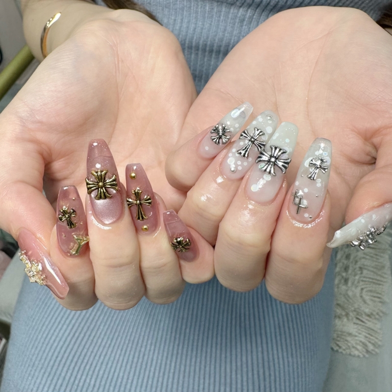UM_NailSALON