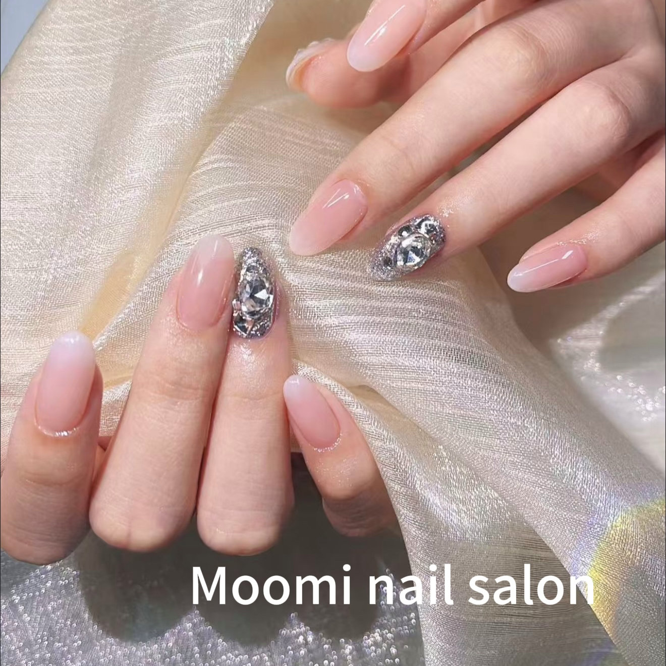 Moomi.nailsalon