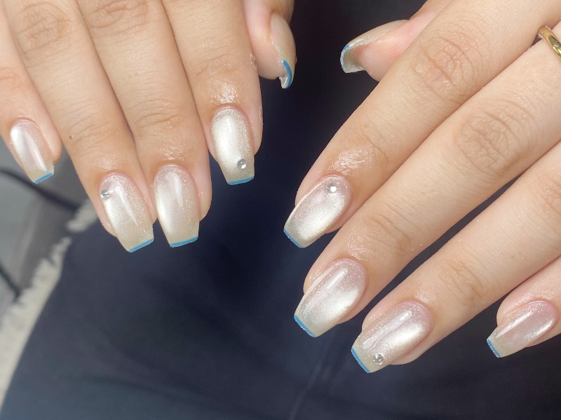 UM_NailSALON