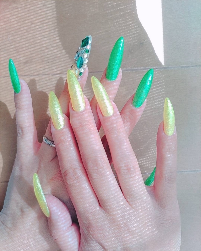 A.nail.1001