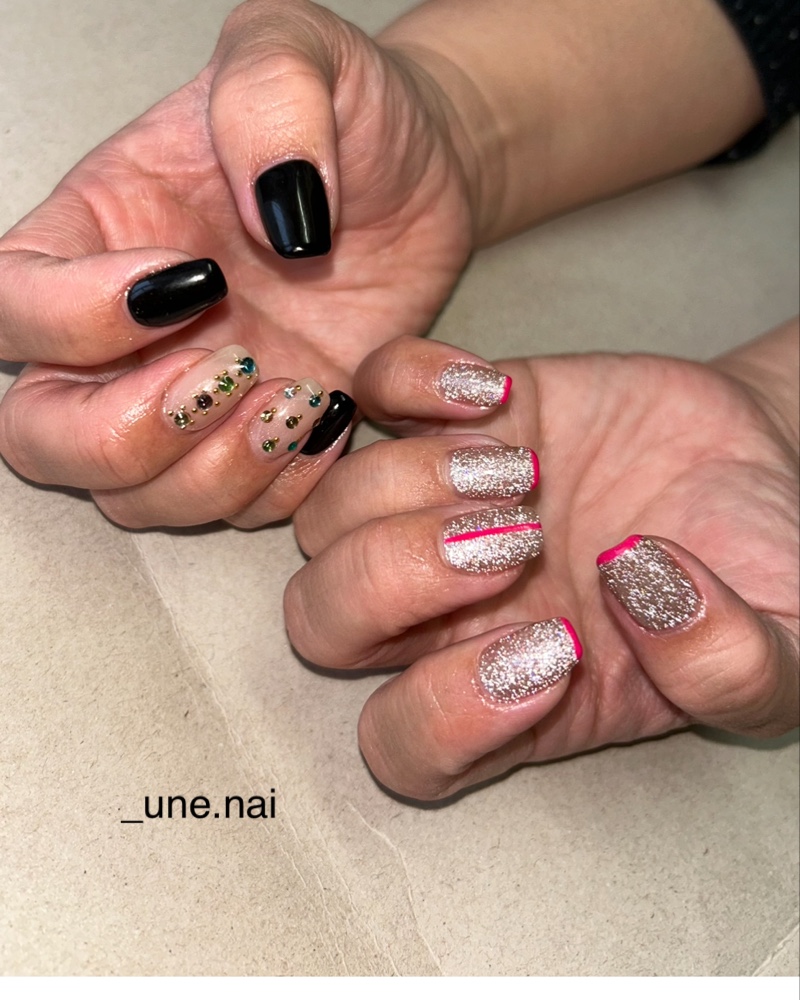 _une.nail