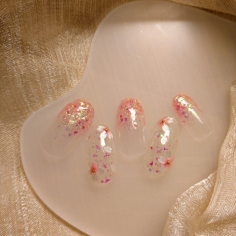 rena_nail