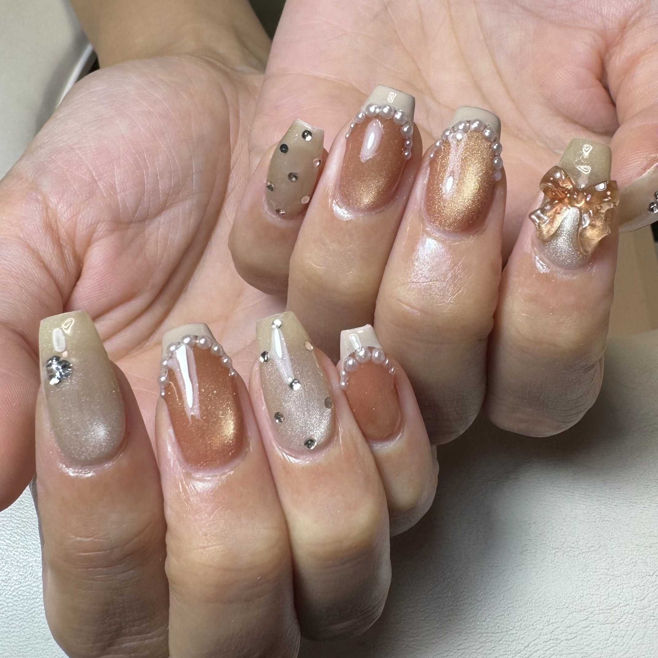 ain.nail