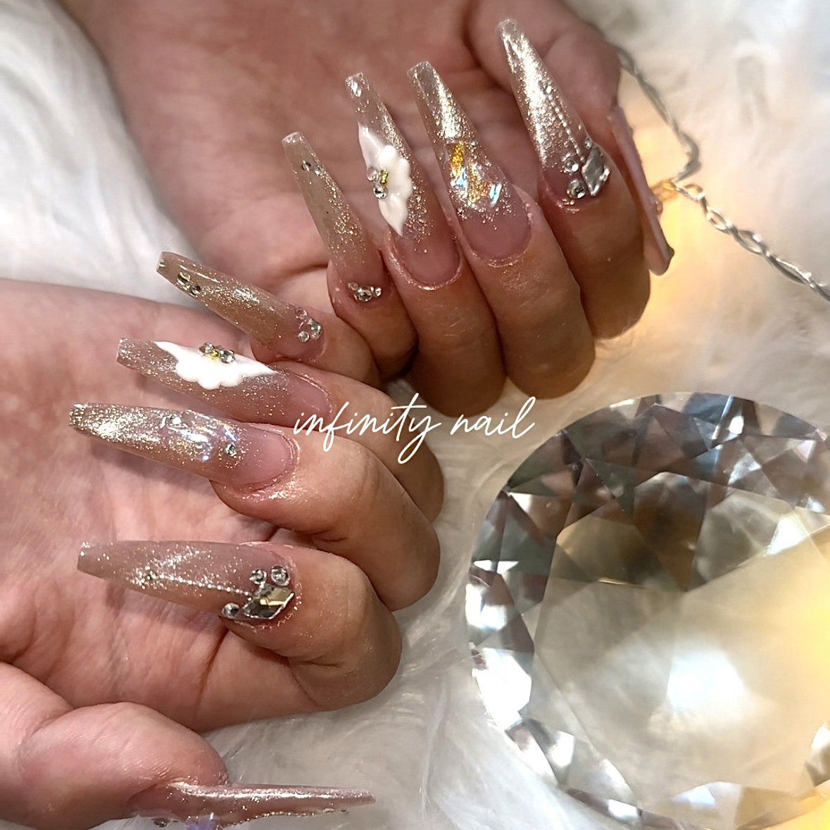 INFINITY_nail_eyebrow