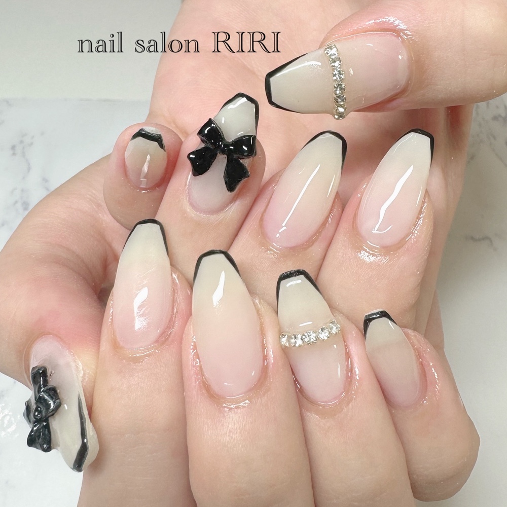 RIRI__nail