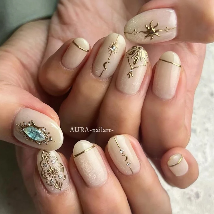 AURA_nailart