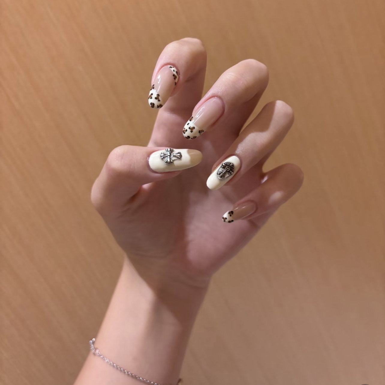 S________nail