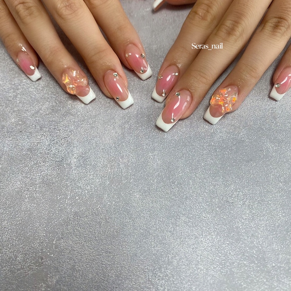 Seras_nail