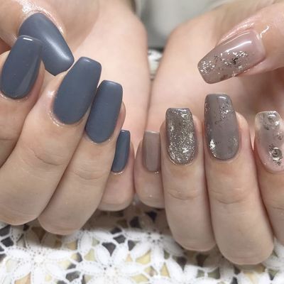 お久しぶりの方もOK　デザイン4〜5本　他の指は単色　下記説明お読み下さい↓