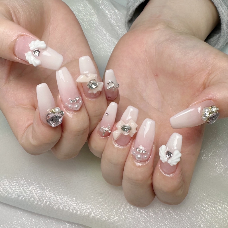 UM_NailSALON