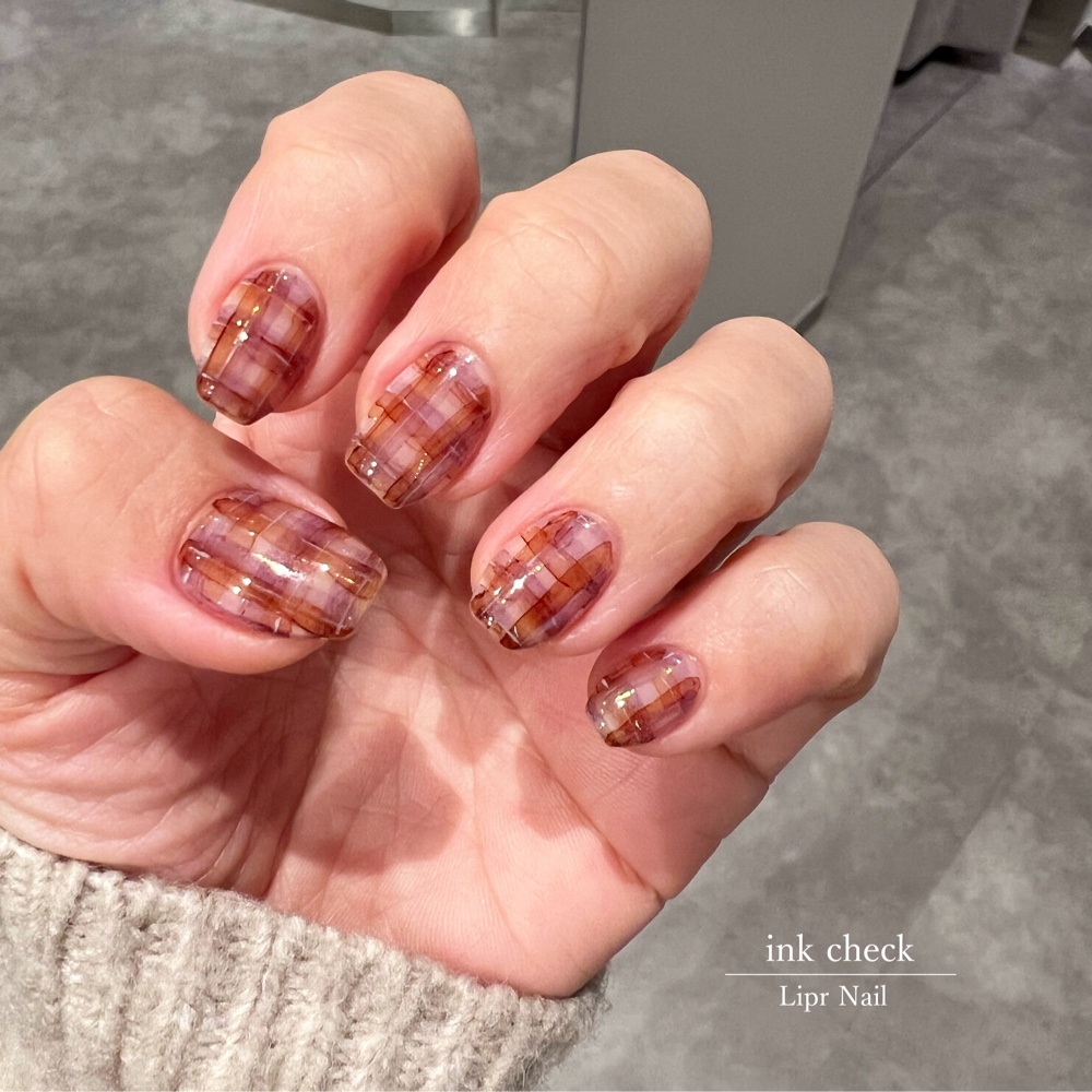 Lipr_Nail