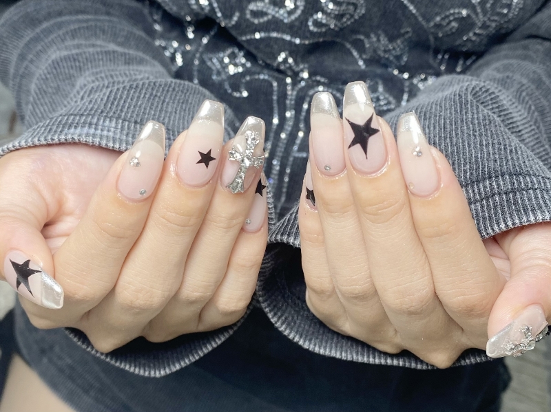 UM_NailSALON