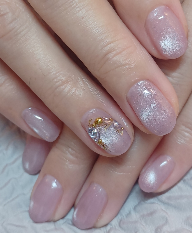 antique.nail