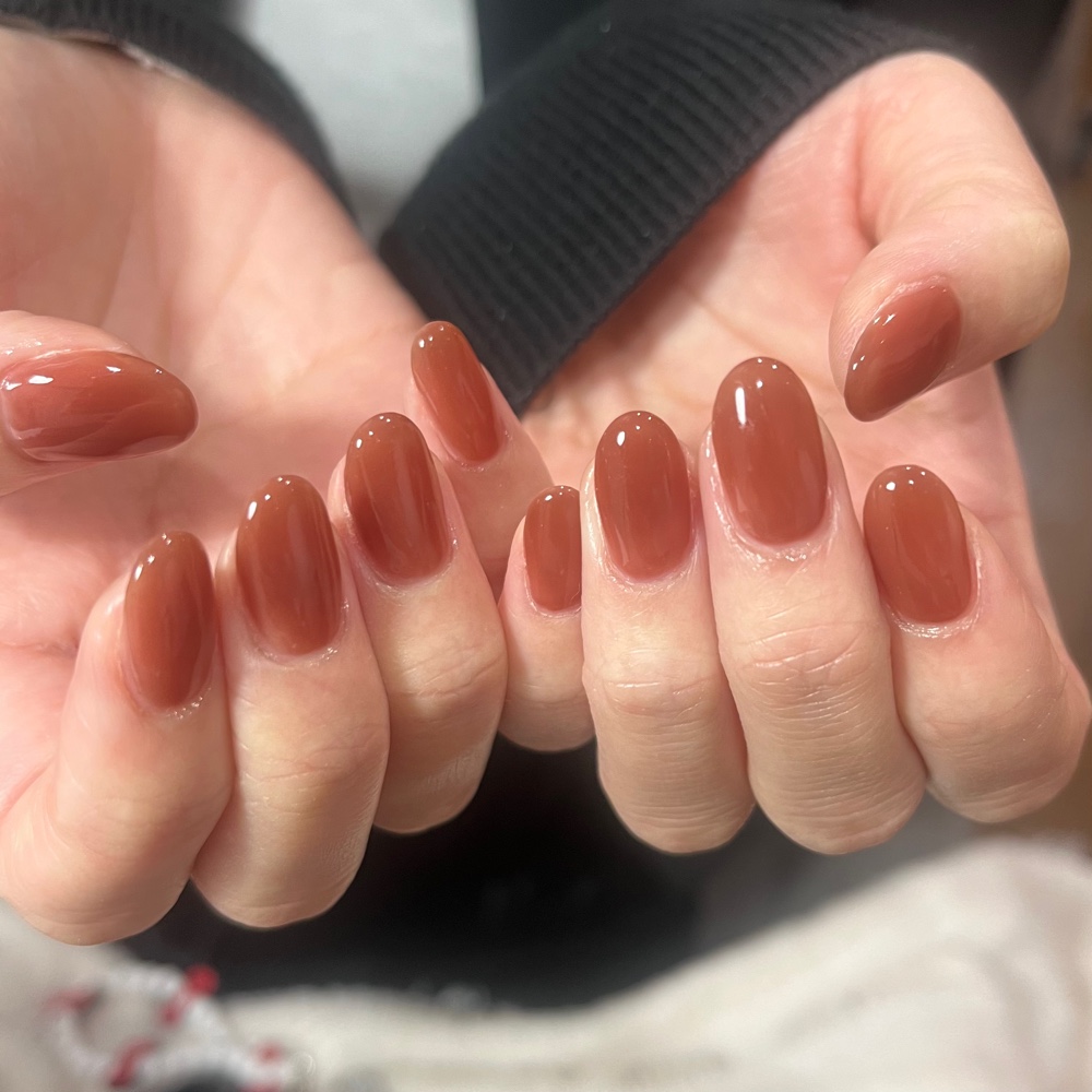 emi_nail