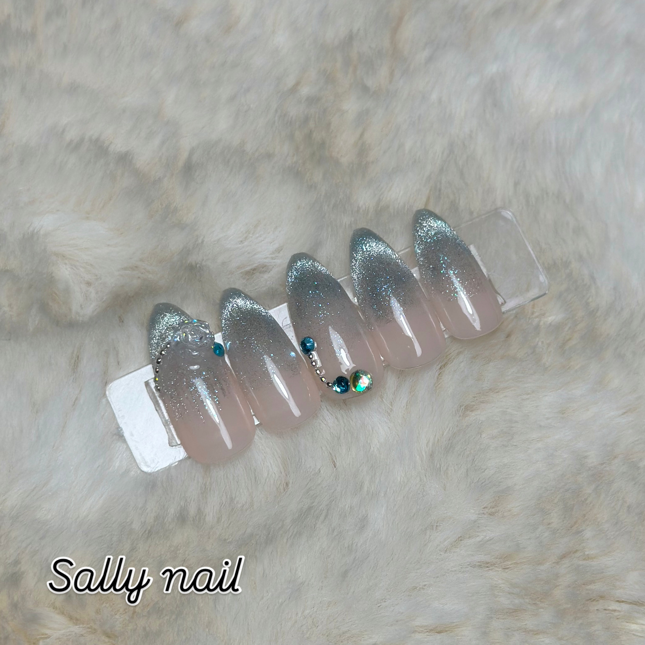 Sally_nail
