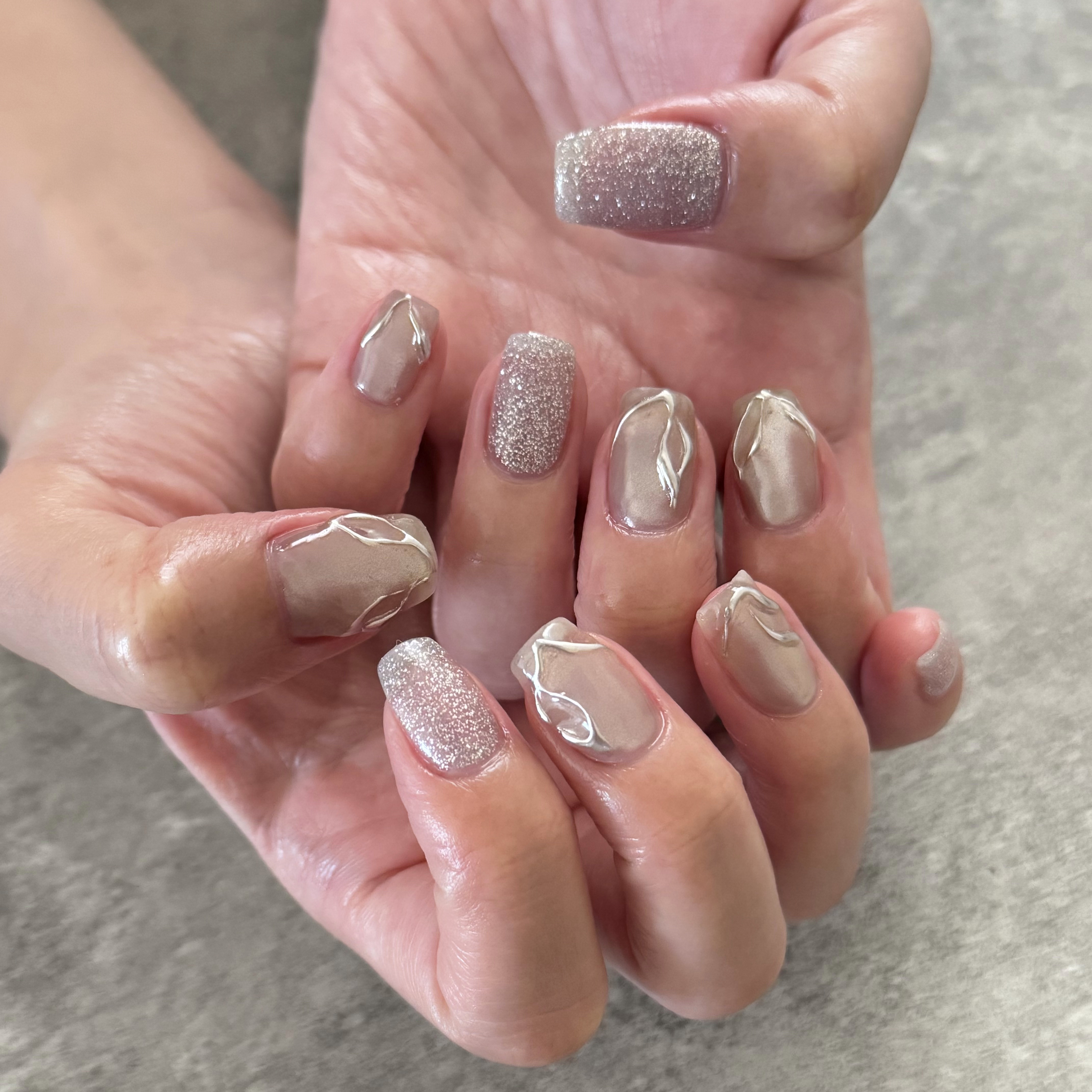 MIU_nail