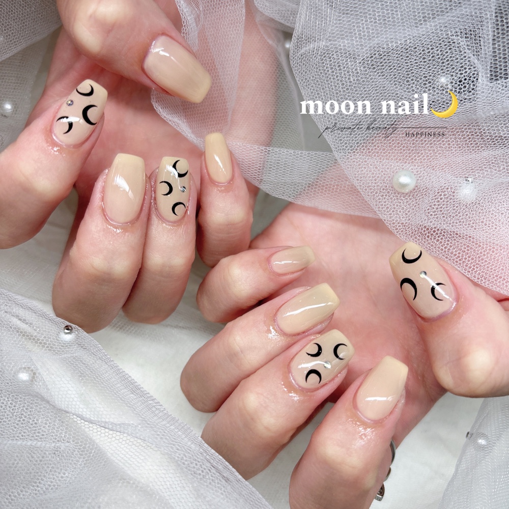 happiness_.nail