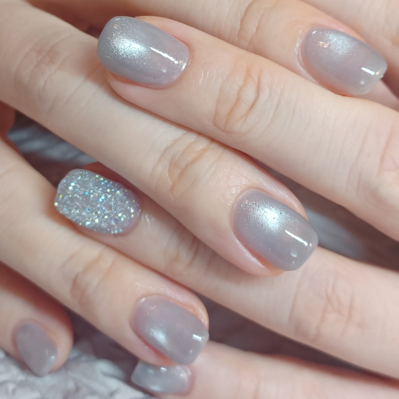 antique.nail