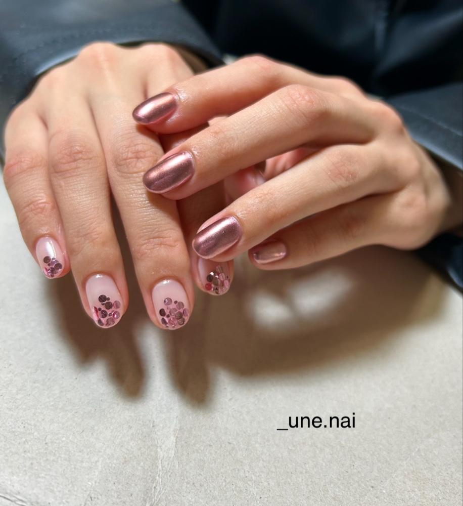 _une.nail