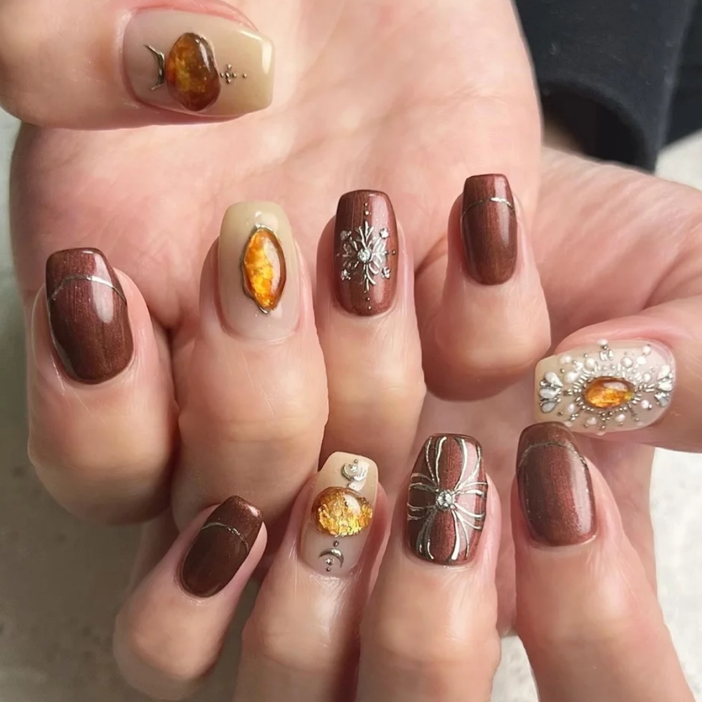 AURA_nailart