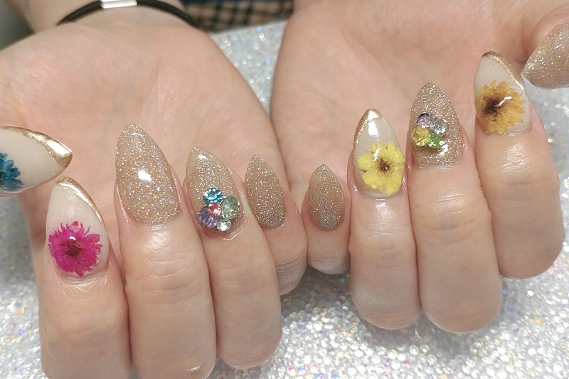 A.nail.1001