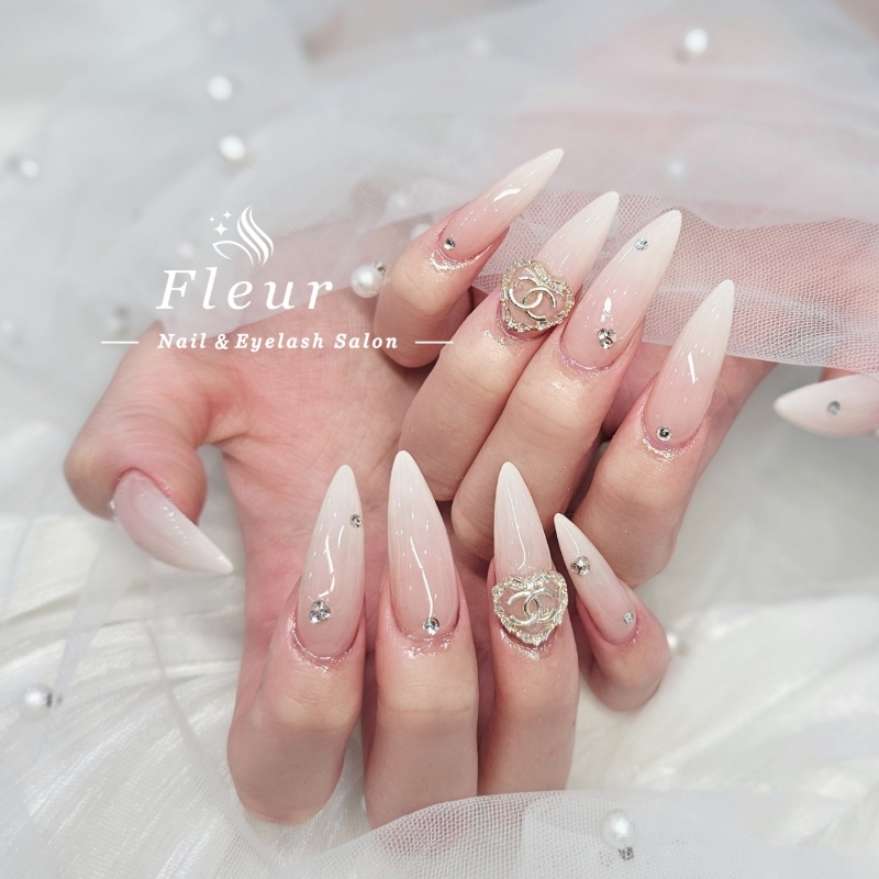 Fleur__nail