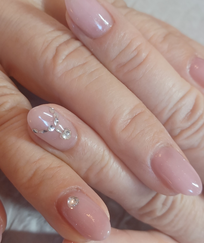 antique.nail