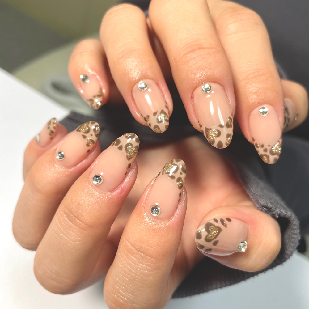 NailSalon_Amulet