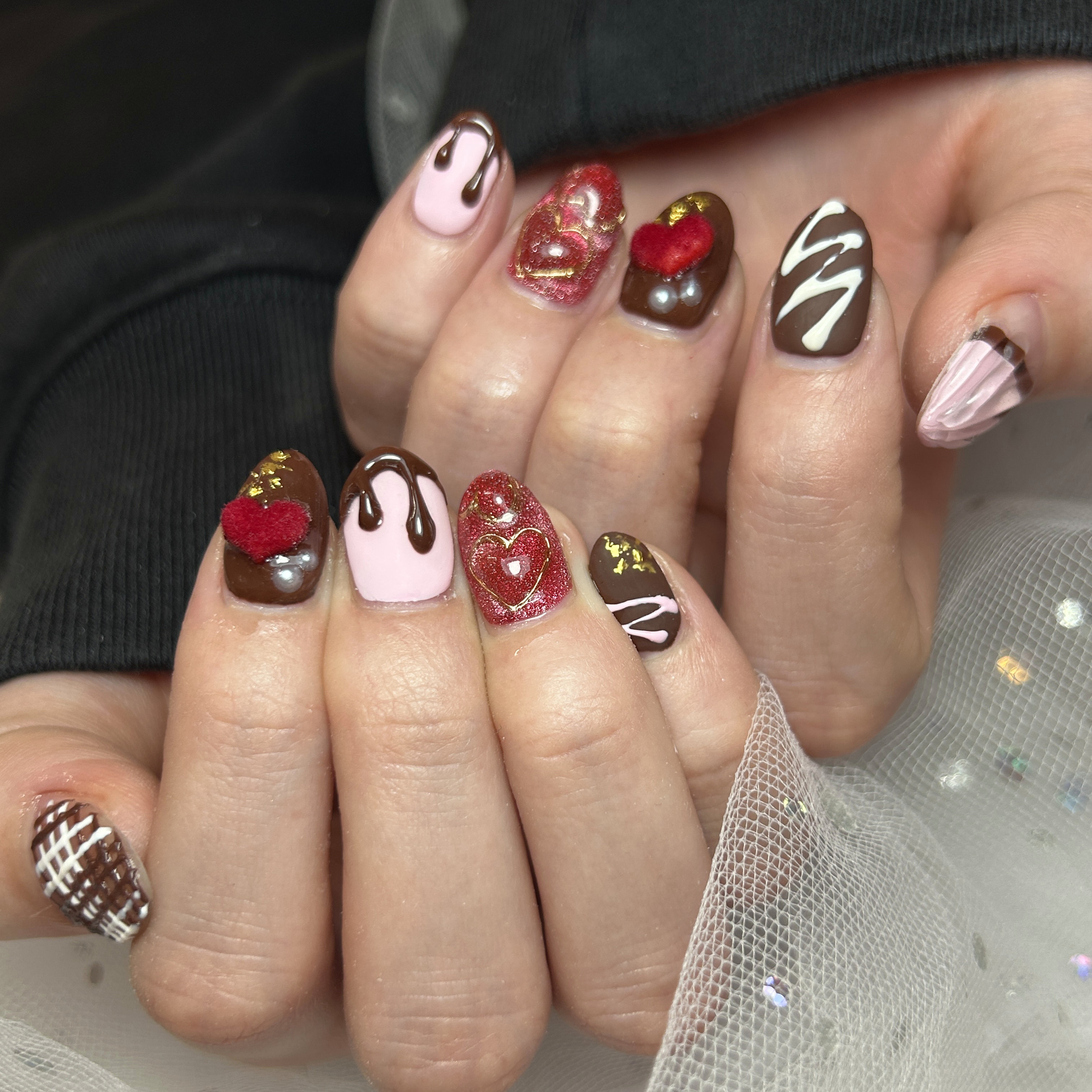 Nail_amber