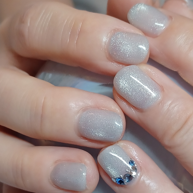 antique.nail
