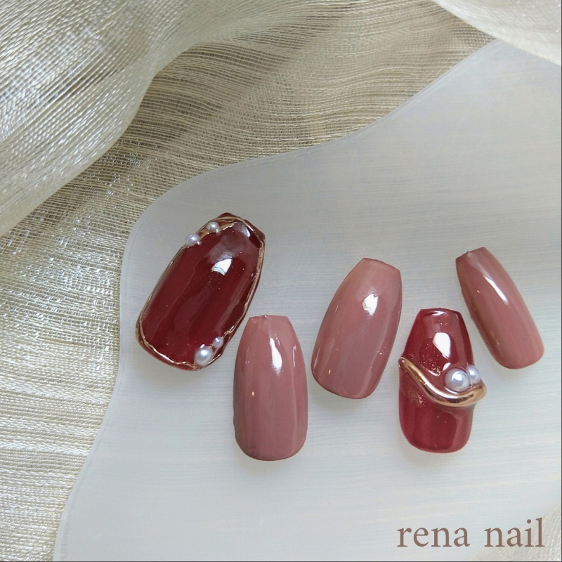 rena_nail