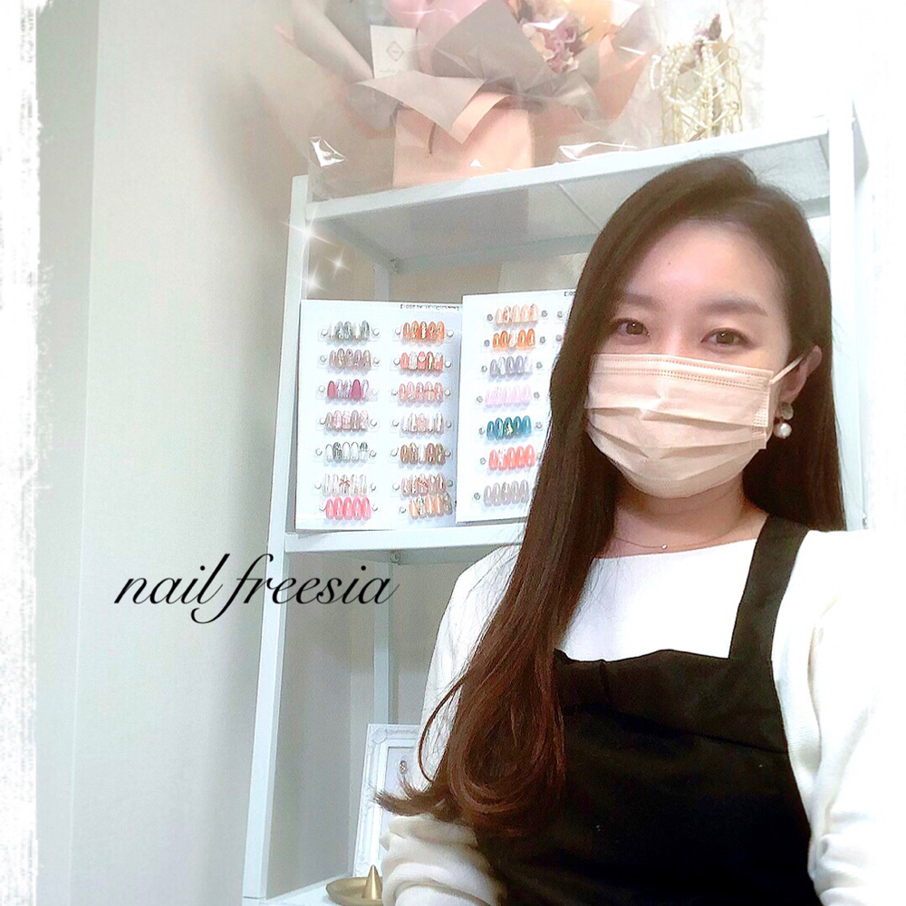 nail_freesia