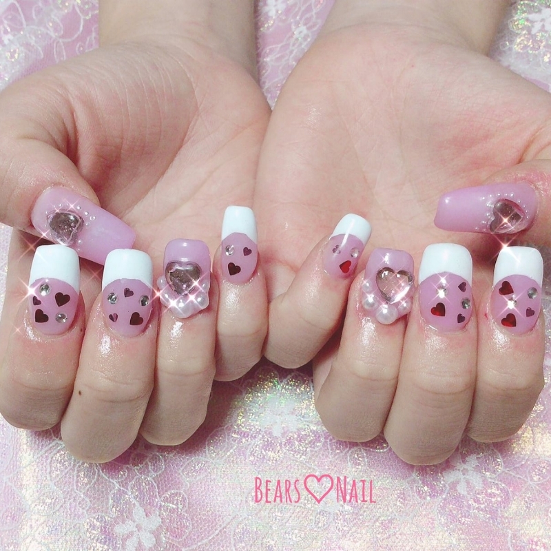 bears_nail