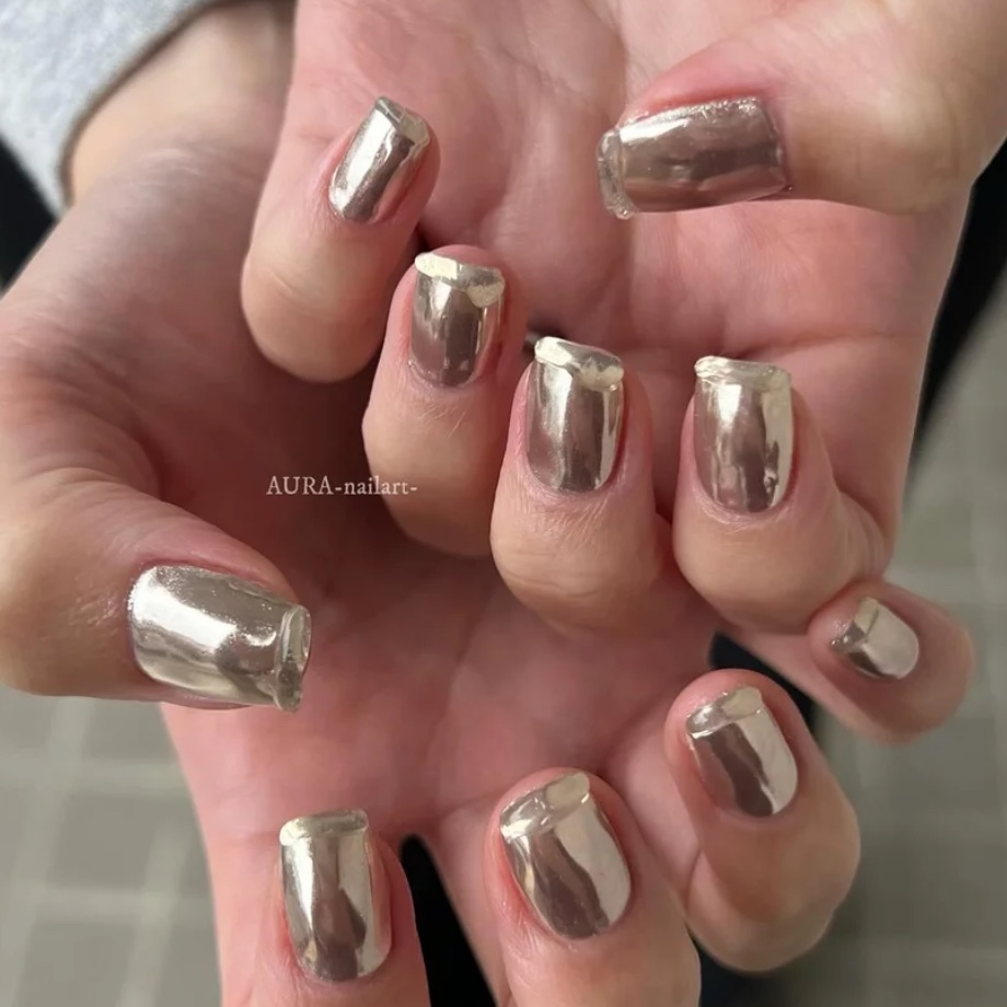 AURA_nailart