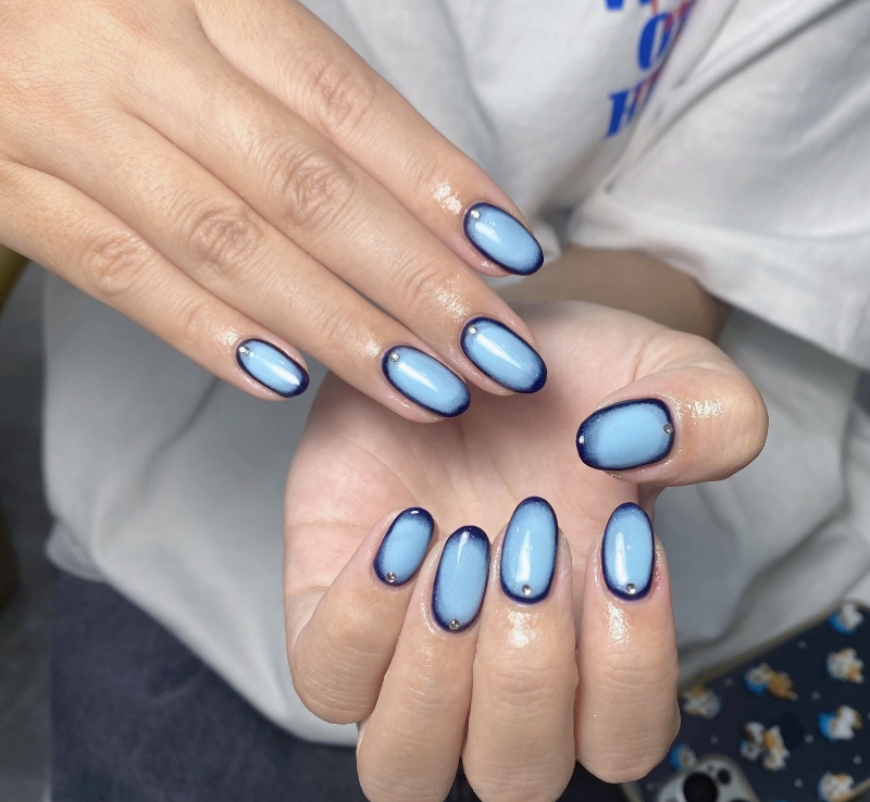 UM_NailSALON