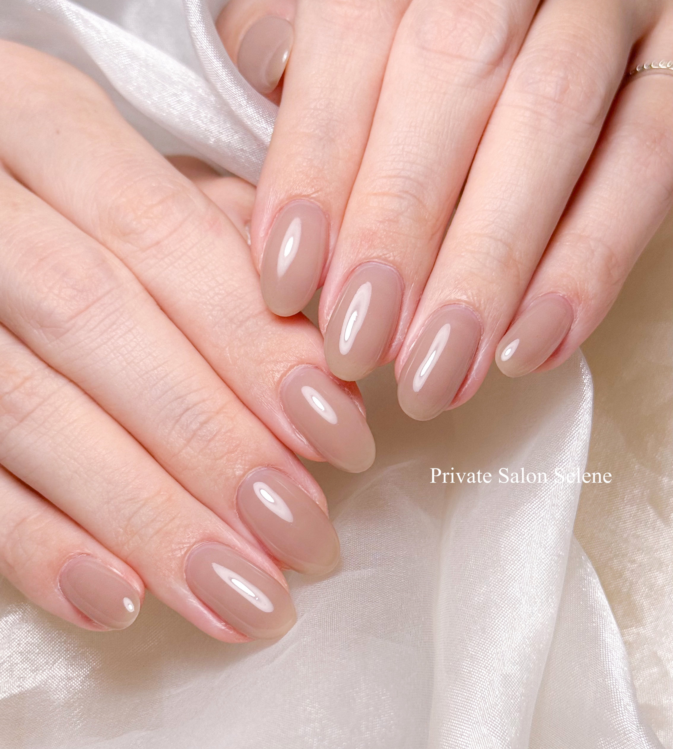 PrivateSalonSelene_anna