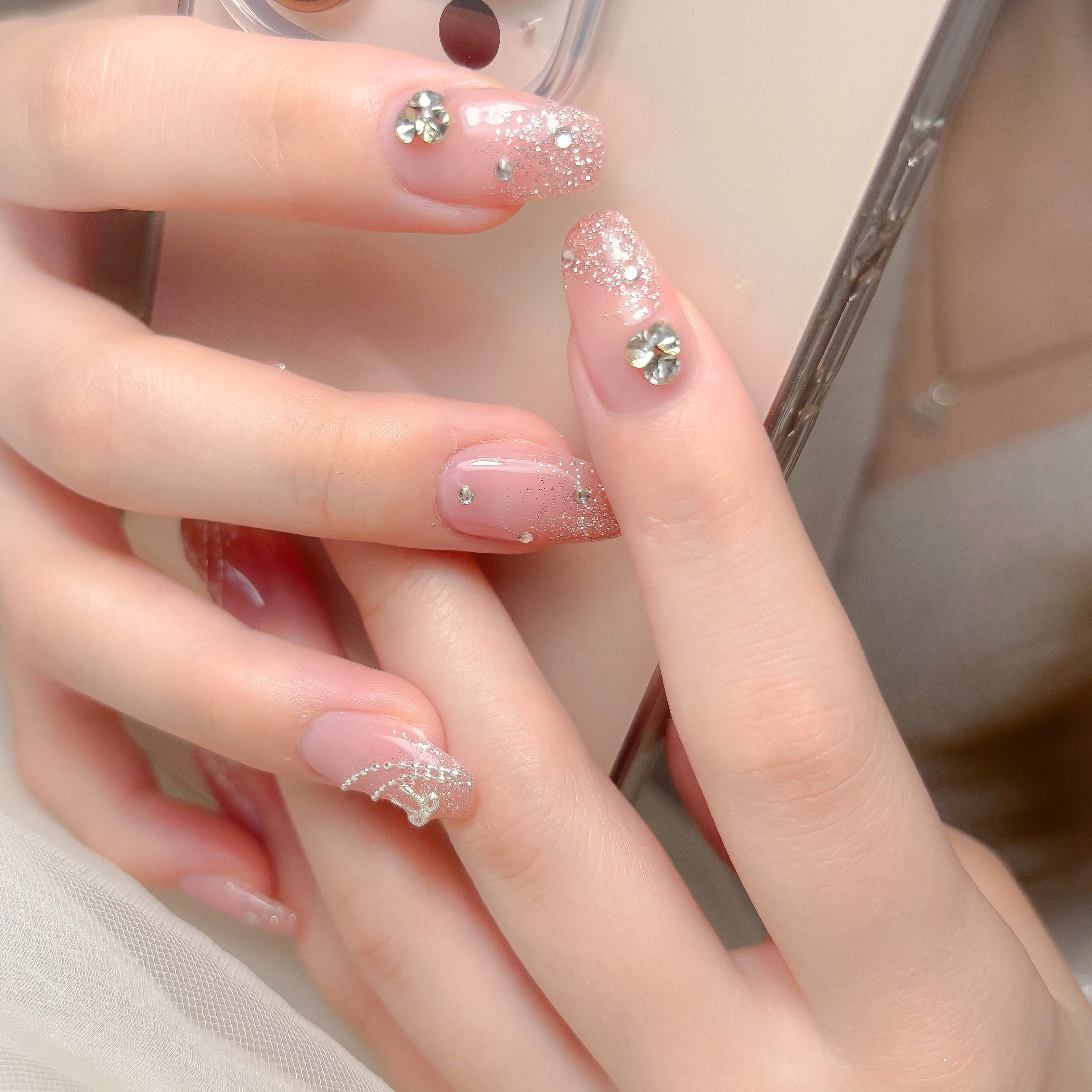 hau.nail_