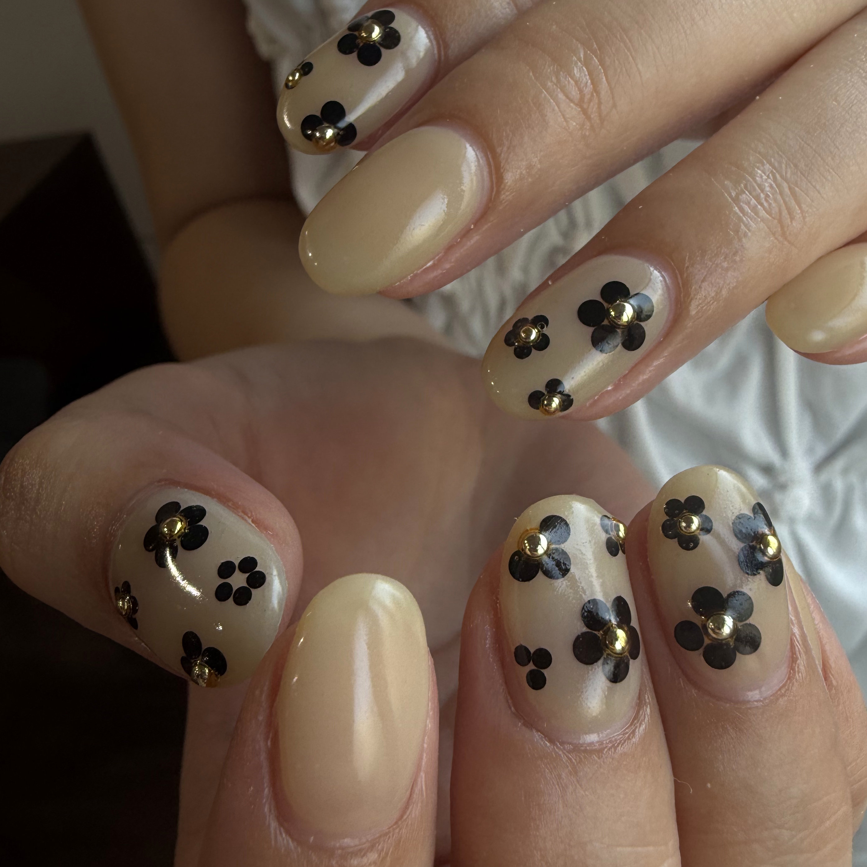 rena._nail