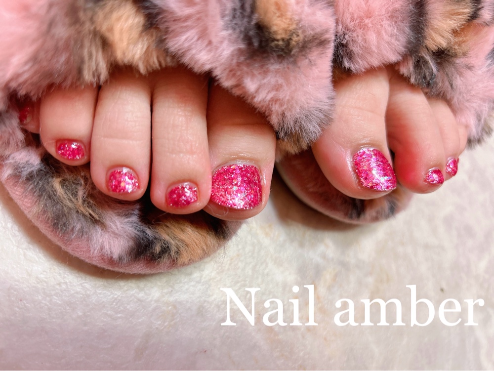 Nail_amber