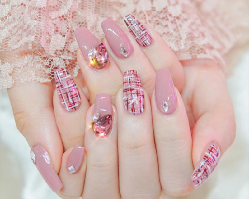 ネイリー Nailie Emi