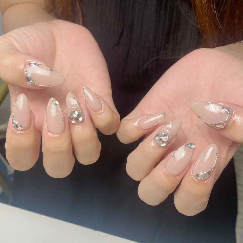 UM_NailSALON