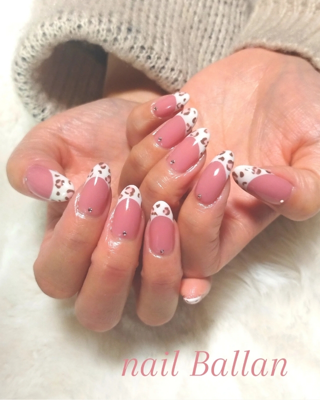 nail_Ballan