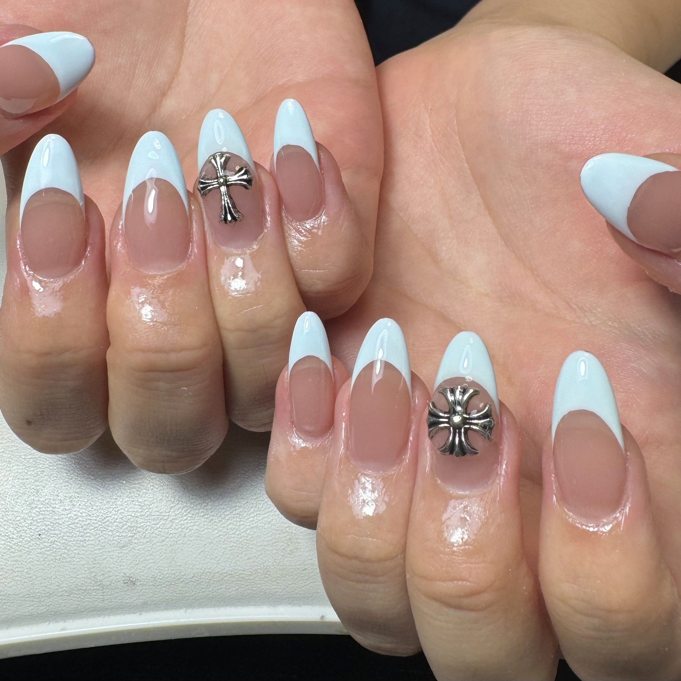 ain.nail