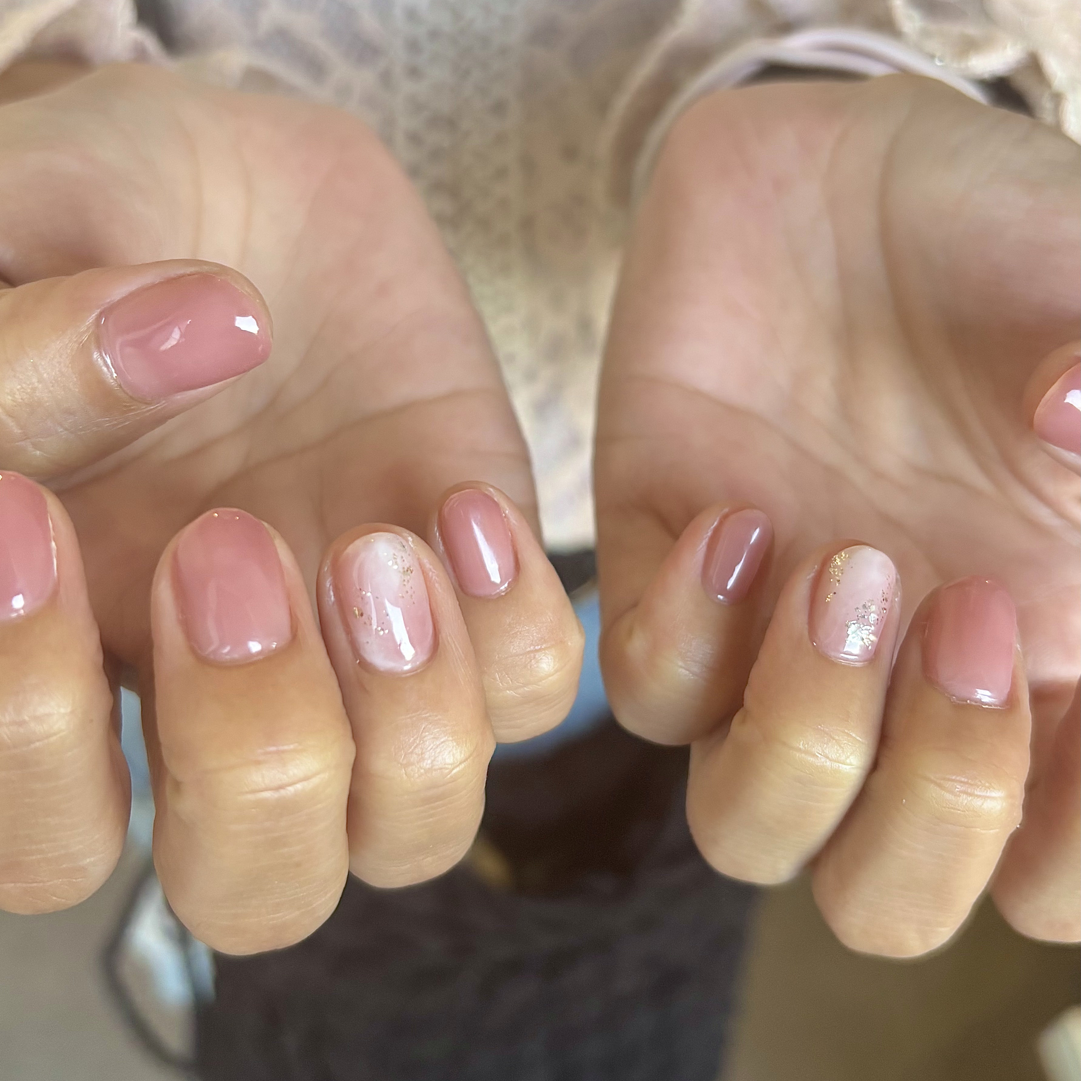colorer_nail.ami