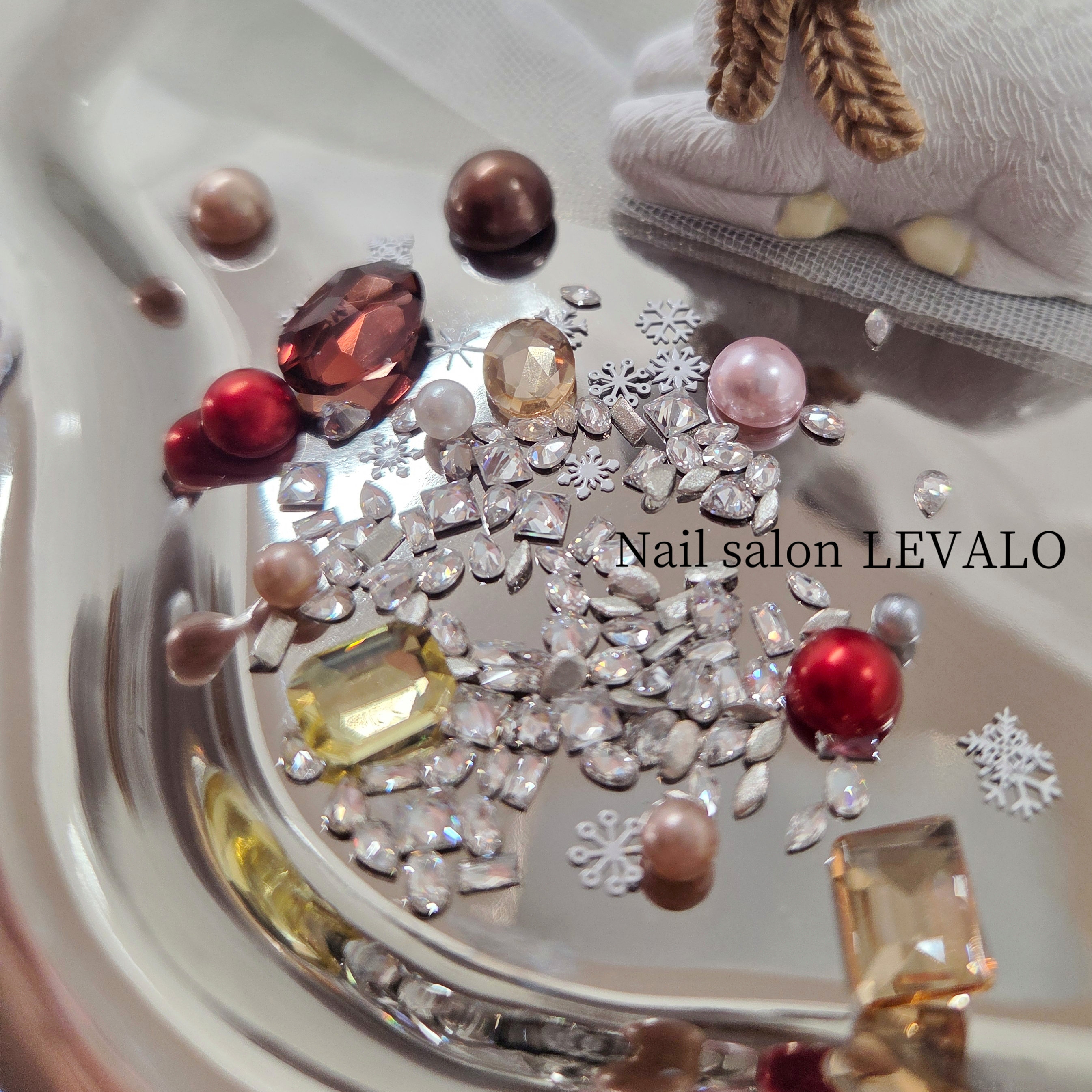 nail_salon_LEVALO
