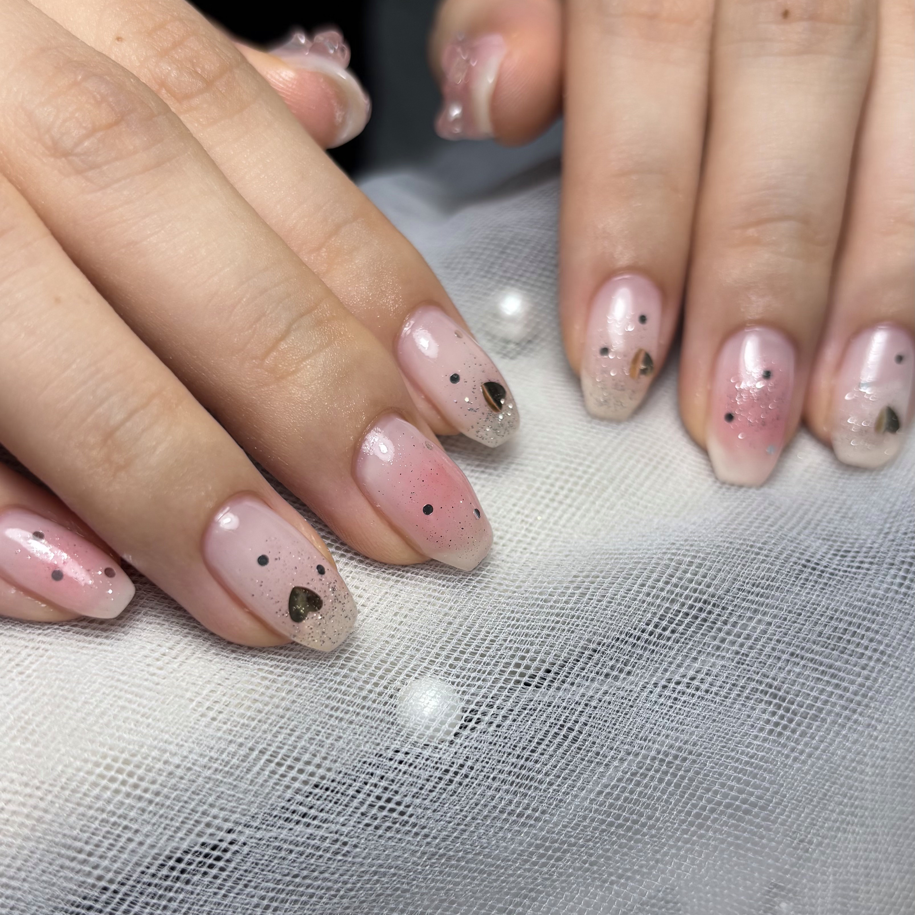 anon_nail